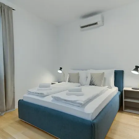 Apartament Mare Sano Plaza *