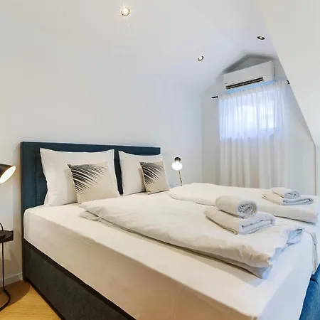 Apartament Mare Sano Plaza *